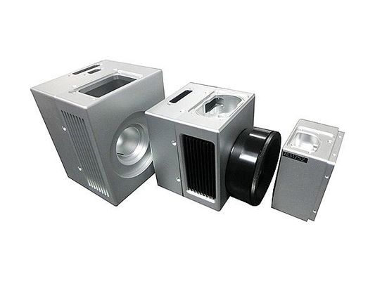 A precisão anodizou as peças de alumínio do CNC prateia o serviço fazendo à máquina do CNC