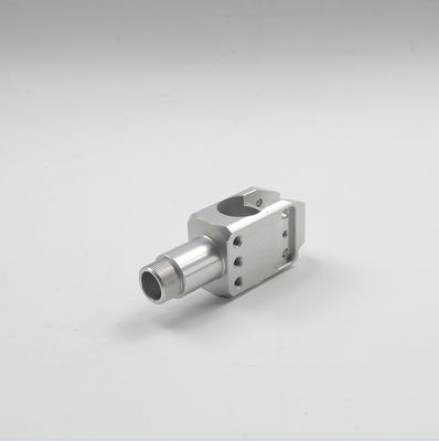 Das peças feitas sob encomenda do zangão do CNC da elevada precisão serviço fazendo à máquina de múltiplos propósitos do CNC