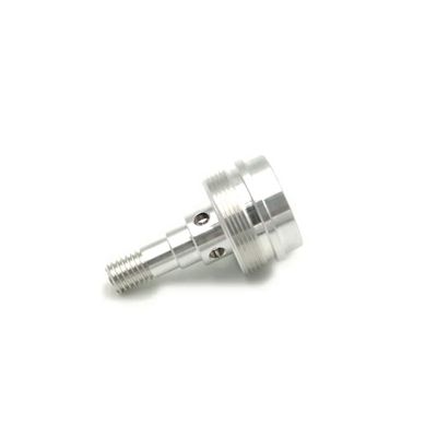 Peças feitas sob encomenda resistentes dos acessórios do zangão que anodizam o CNC da precisão